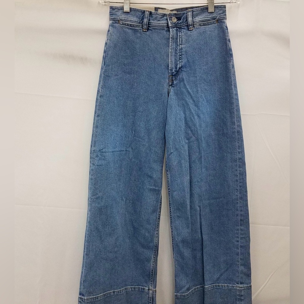 $118 retail NWT cropped mariner jean